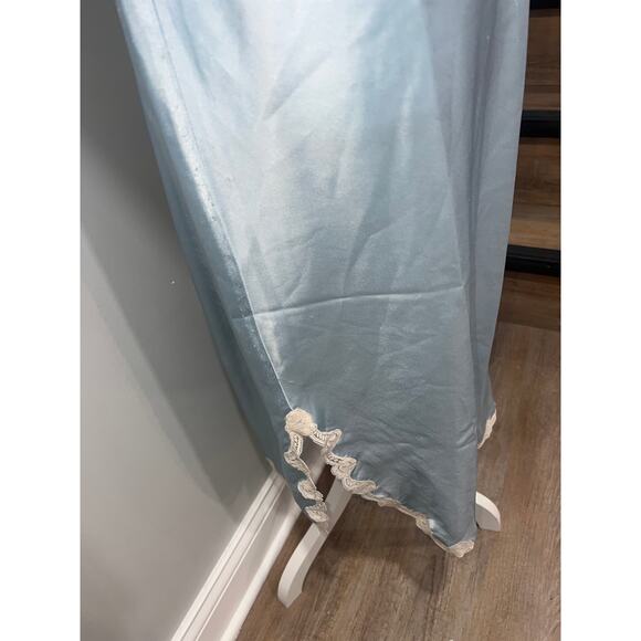 Vintage Christian Dior Slip Skirt Light Blue Lace Trim ILGWU USA Made M - Picture 8 of 15